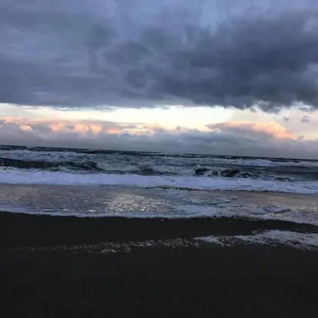 Nyaraló In Sint Maartenszee Near *