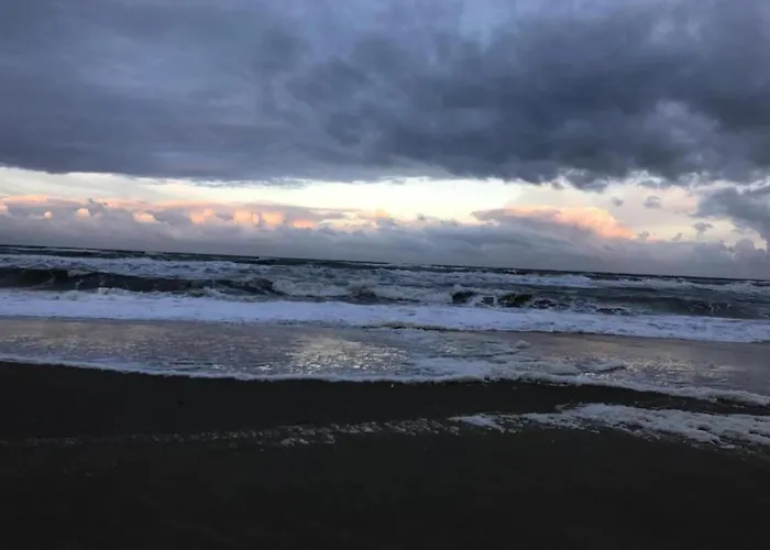 Casa de Férias In Sint Maartenszee Near *