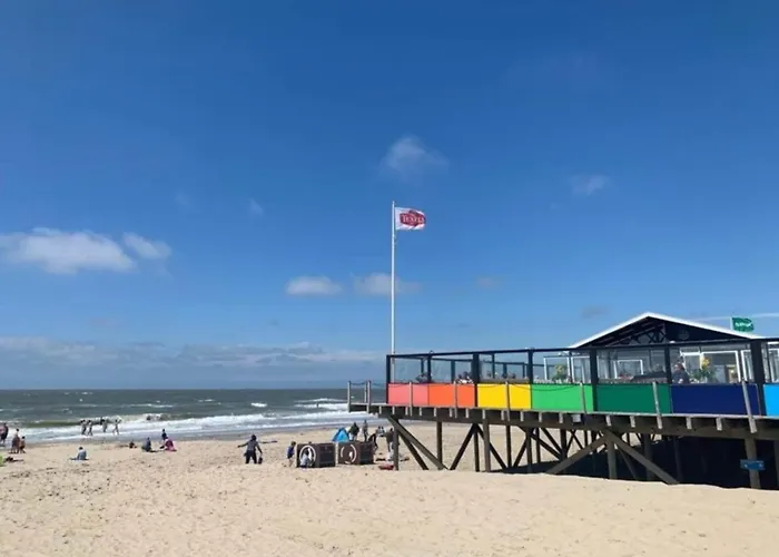 Casa de Férias In Sint Maartenszee Near *